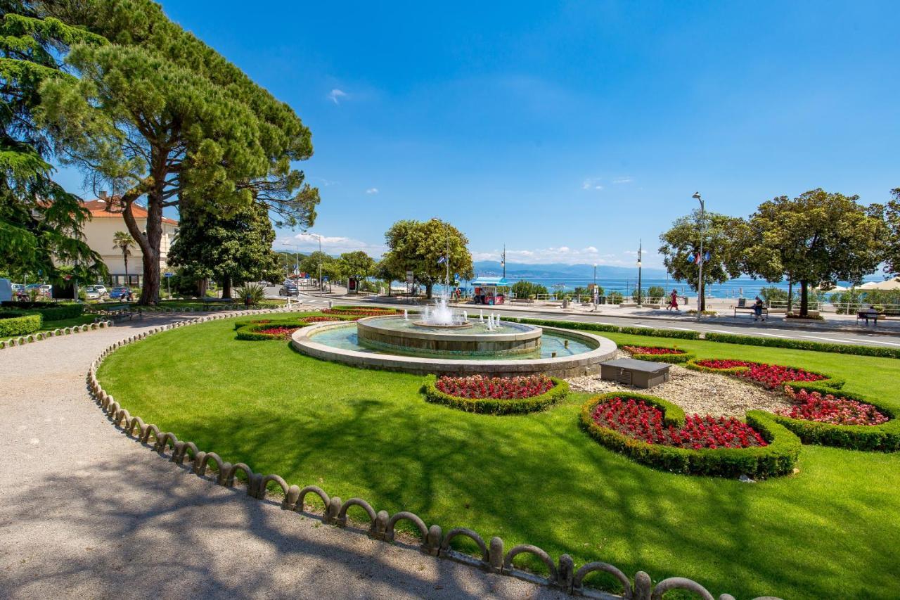 Carnaro Apartment Opatija Buitenkant foto